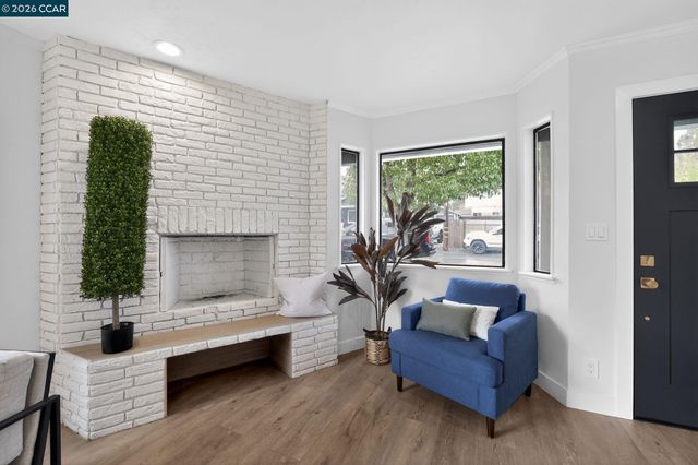 1340 Delacy Avenue, Martinez, CA 94553