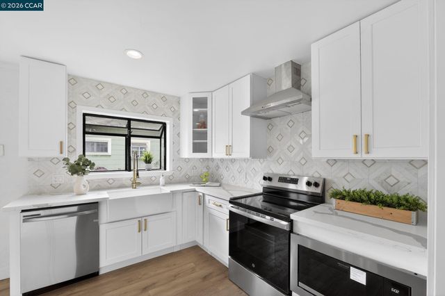 1340 Delacy Avenue, Martinez, CA 94553