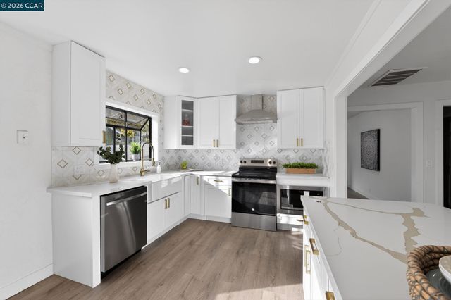 1340 Delacy Avenue, Martinez, CA 94553