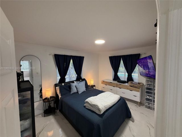 299 NE 46th St, Deerfield Beach, FL 33064