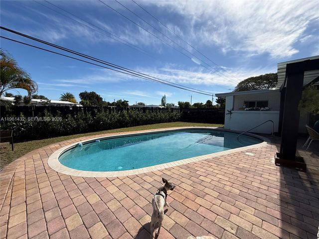 299 NE 46th St, Deerfield Beach, FL 33064