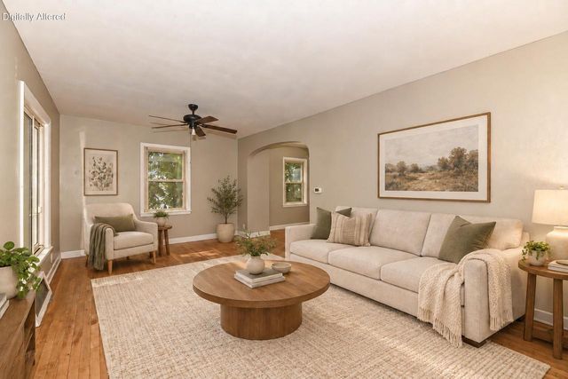 1018 E Wilbur AVENUE, Milwaukee, WI 53207