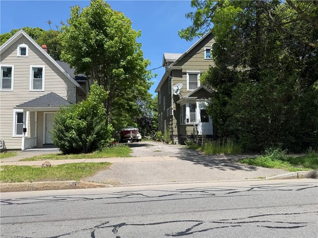 200 Norton Street, Rochester, NY 14621