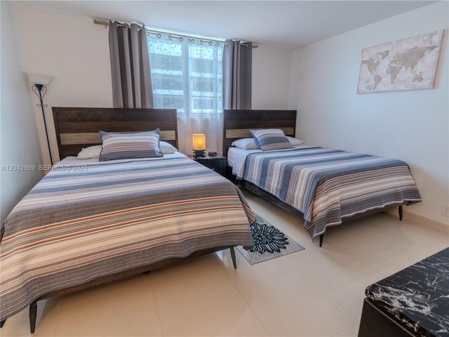 4001 S Ocean Drive 8J, Hollywood, FL 33019