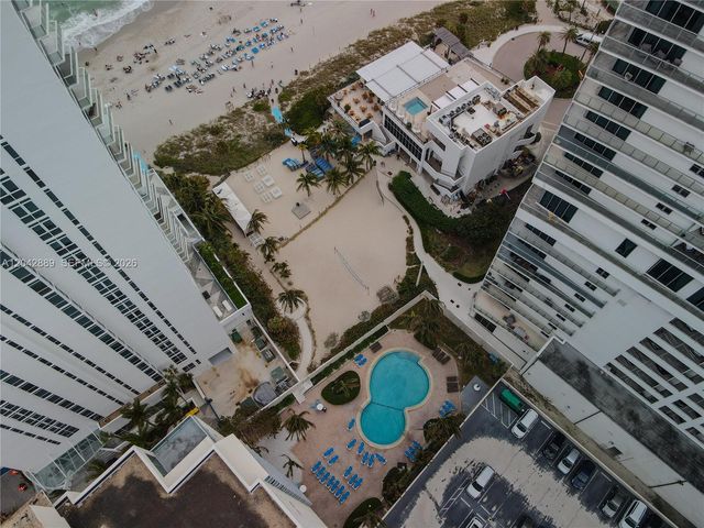 4001 S Ocean Drive 8J, Hollywood, FL 33019