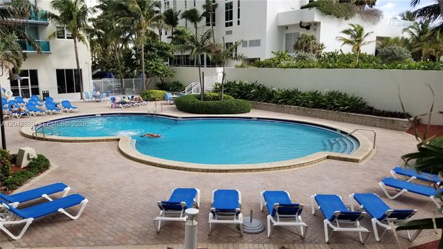 4001 S Ocean Drive 8J, Hollywood, FL 33019