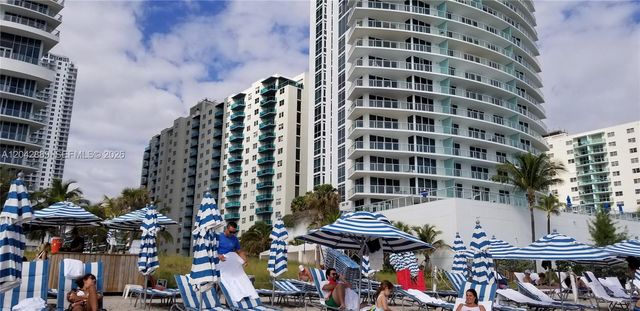 4001 S Ocean Drive 8J, Hollywood, FL 33019