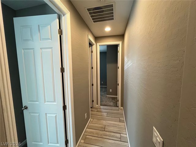 6016 Bugsy Street, North Las Vegas, NV 89081