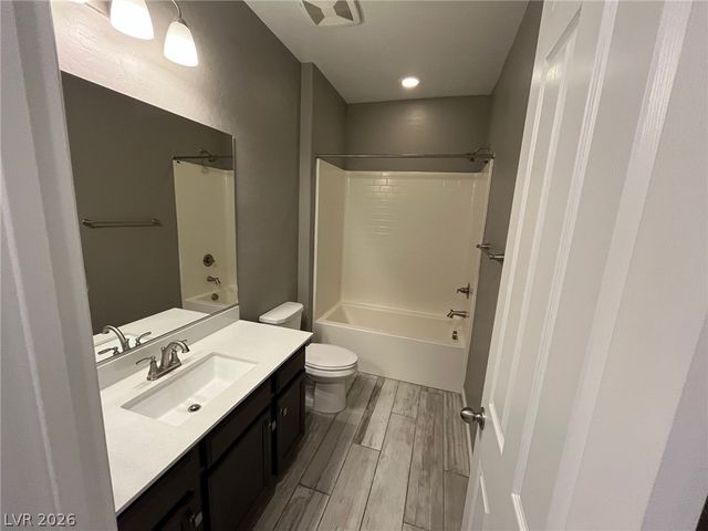 6016 Bugsy Street, North Las Vegas, NV 89081