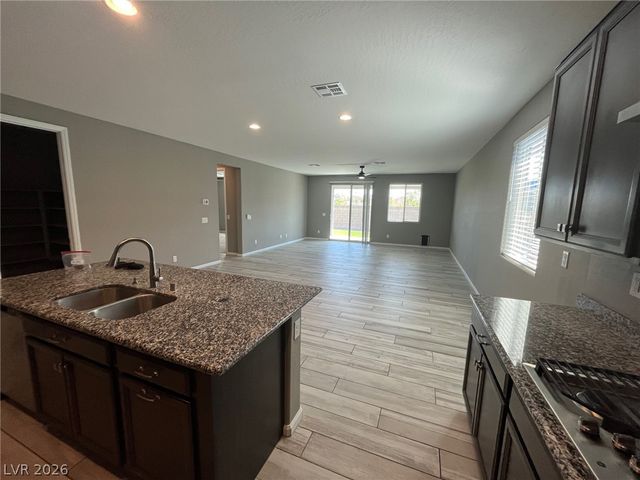 6016 Bugsy Street, North Las Vegas, NV 89081