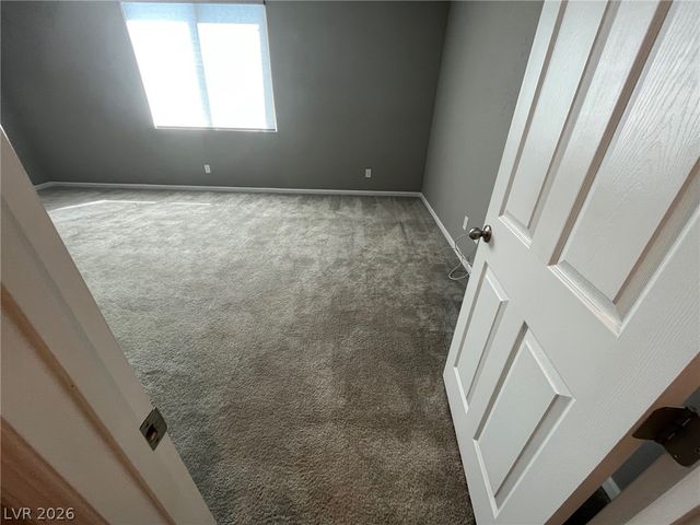 6016 Bugsy Street, North Las Vegas, NV 89081