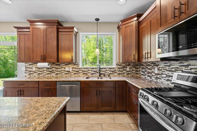 6995 W Moose Ridge Circle, Wasilla, AK 99623