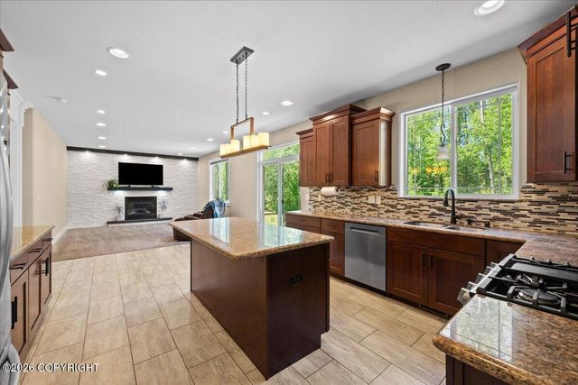 6995 W Moose Ridge Circle, Wasilla, AK 99623