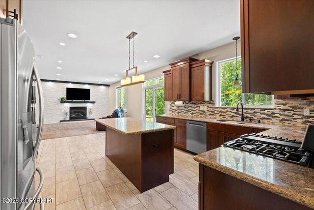 6995 W Moose Ridge Circle, Wasilla, AK 99623