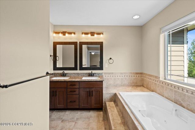 6995 W Moose Ridge Circle, Wasilla, AK 99623