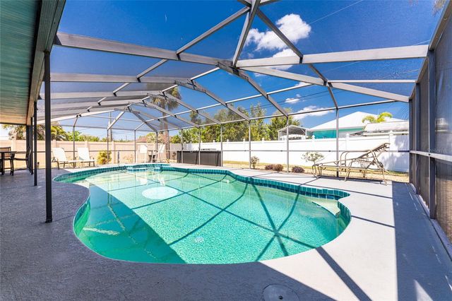 9340 SAINT CATHERINE AVENUE, Englewood, FL 34224