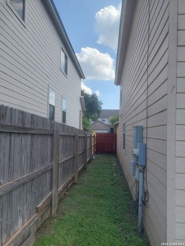 5652 POPPY SEED RUN, Leon Valley, TX 78238
