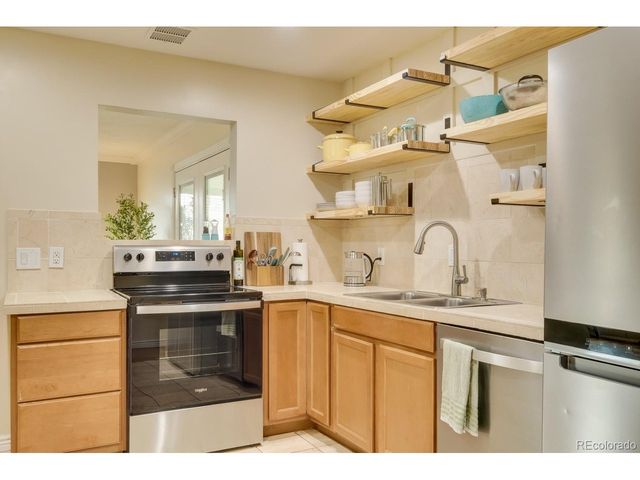 761 Troy St, Aurora, CO 80011