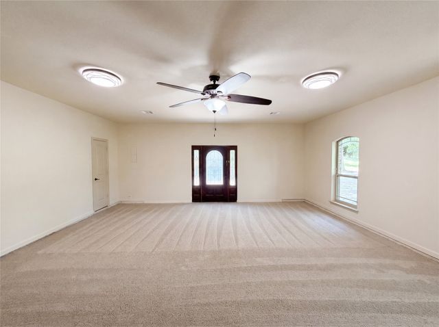 121 Rey Del Mar Circle, Weatherford, TX 76085