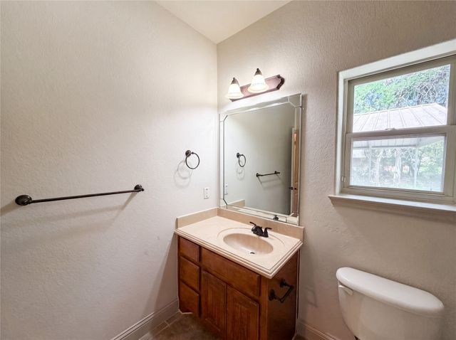 121 Rey Del Mar Circle, Weatherford, TX 76085