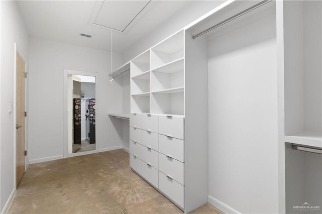 1912 Silverton Circle, Edinburg, TX 78542