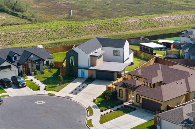 1912 Silverton Circle, Edinburg, TX 78542