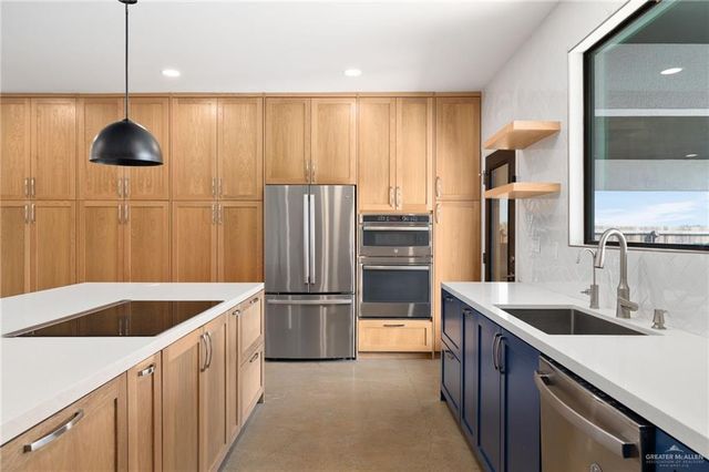 1912 Silverton Circle, Edinburg, TX 78542