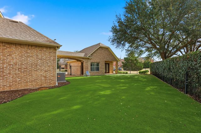 2201 Mockingbird Lane, Flower Mound, TX 75022