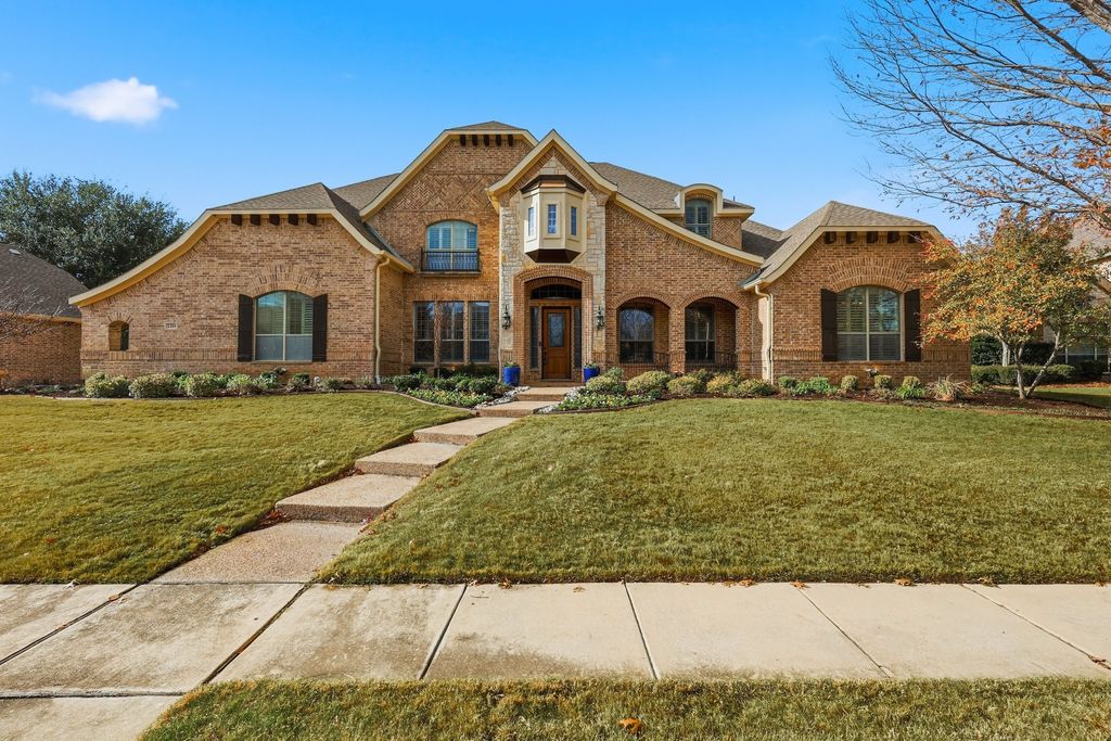 2201 Mockingbird Lane, Flower Mound, TX 75022