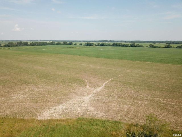 000 N Stanford Road, Flora, IL 62899