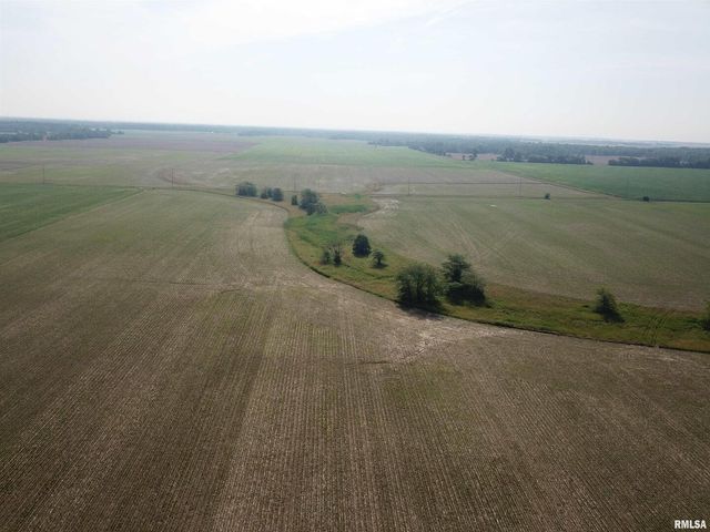 000 N Stanford Road, Flora, IL 62899