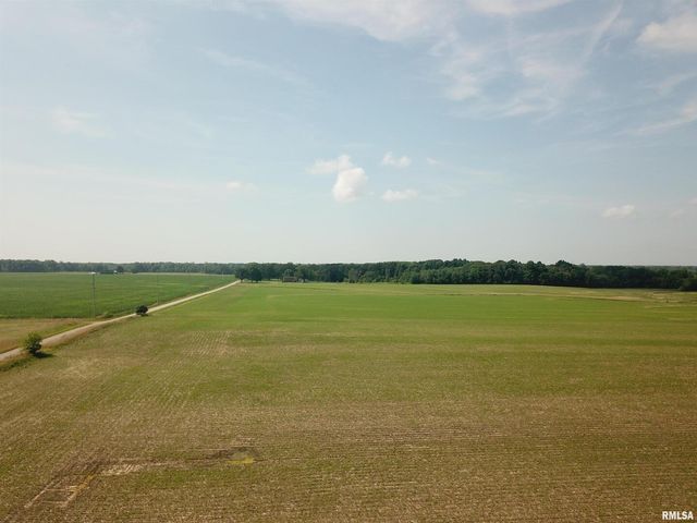 000 N Stanford Road, Flora, IL 62899