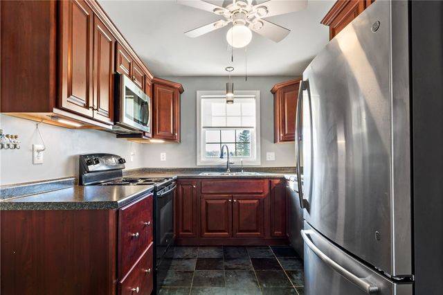 10 Josephine Drive 1C, Charlestown, RI 02813