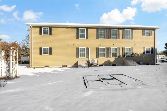 10 Josephine Drive 1C, Charlestown, RI 02813