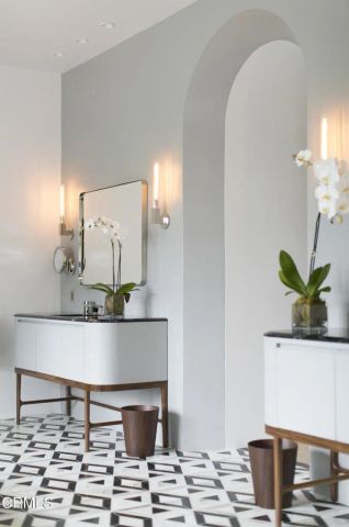 620 Stonehouse Lane, Montecito, CA 93108