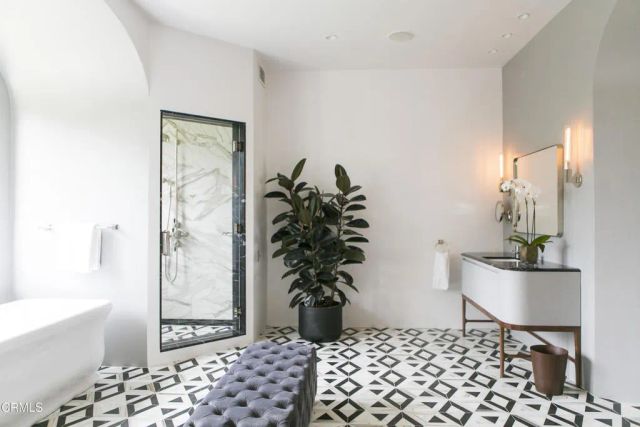 620 Stonehouse Lane, Montecito, CA 93108