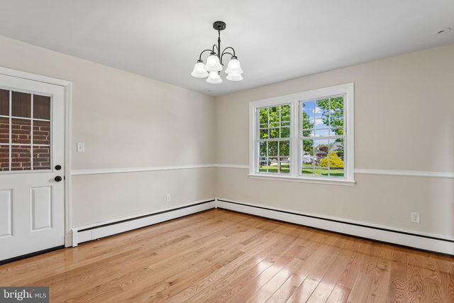 527 FOREST VIEW RD, Linthicum Heights, MD 21090