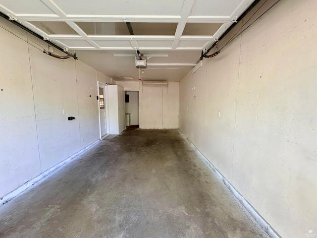 1733 Vaughn Drive, Manhattan, KS 66502