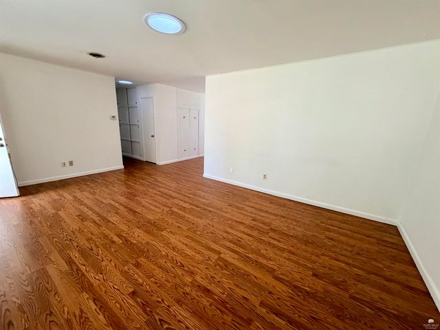 1733 Vaughn Drive, Manhattan, KS 66502