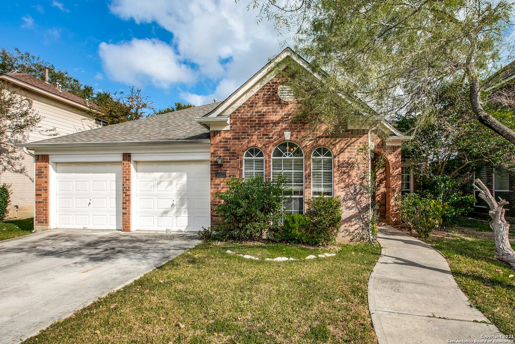 9227 BRAE MOSS, San Antonio, TX 78249