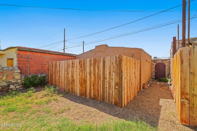 3204 Memphis Avenue, El Paso, TX 79930