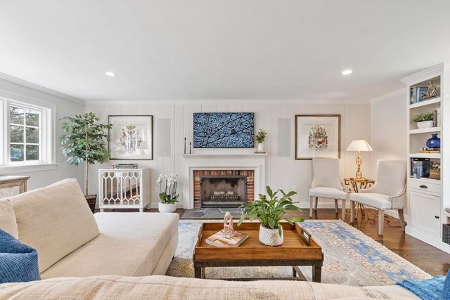 244 Powder Mill Rd, Concord, MA 01742