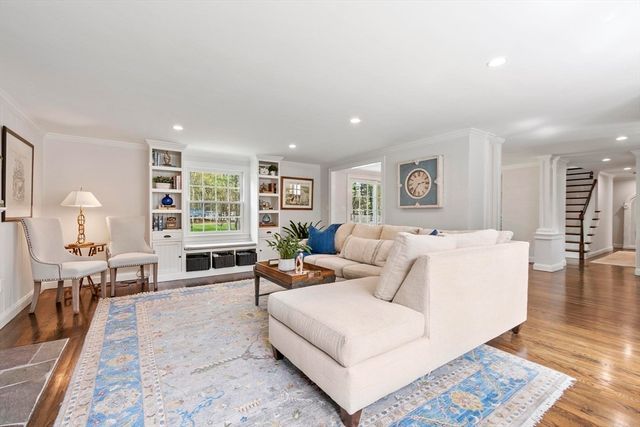 244 Powder Mill Rd, Concord, MA 01742
