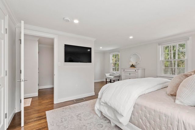 244 Powder Mill Rd, Concord, MA 01742