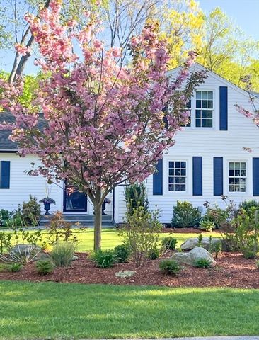 244 Powder Mill Rd, Concord, MA 01742