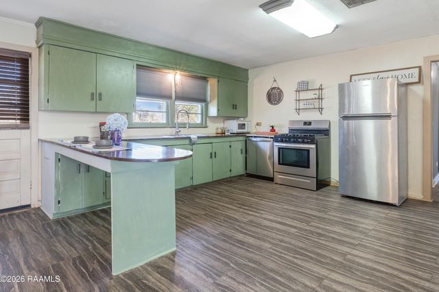 2412 Belle Place Olivier Road, New Iberia, LA 70563