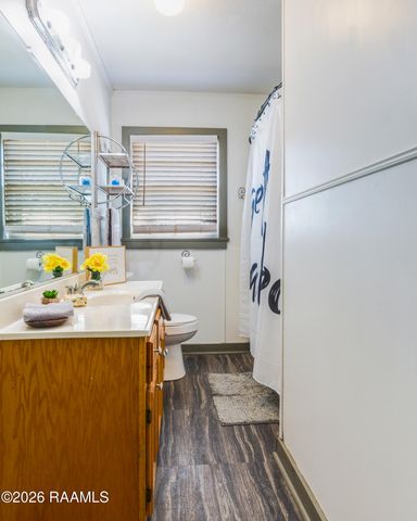 2412 Belle Place Olivier Road, New Iberia, LA 70563