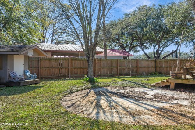2412 Belle Place Olivier Road, New Iberia, LA 70563