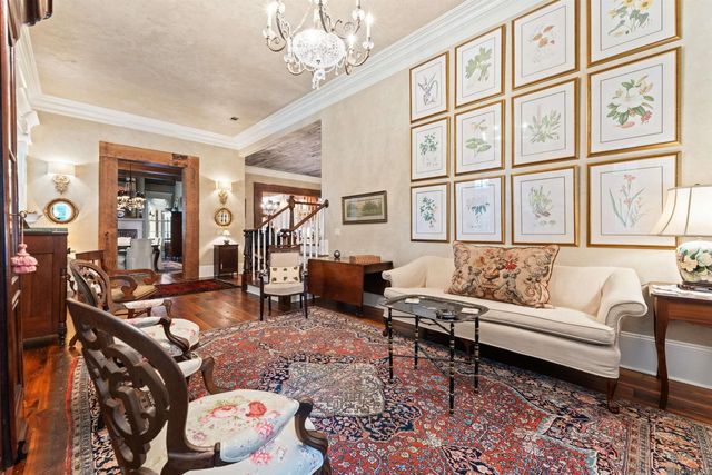 5376 Live Oak Dr, St Francisville, LA 70775