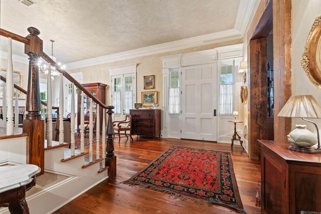 5376 Live Oak Dr, St Francisville, LA 70775